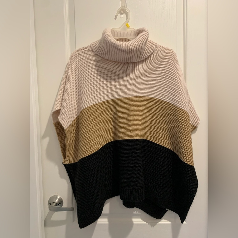 The Loft Xs/S Oversized Poncho Knit turtleneck Short Sleeve Sweater Fall Casual